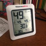 冷房の効き具合をチェックするために、ThermoPro デジタル温湿度計を買いました。